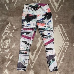 Lululemon Wunder Unders *limited edition*